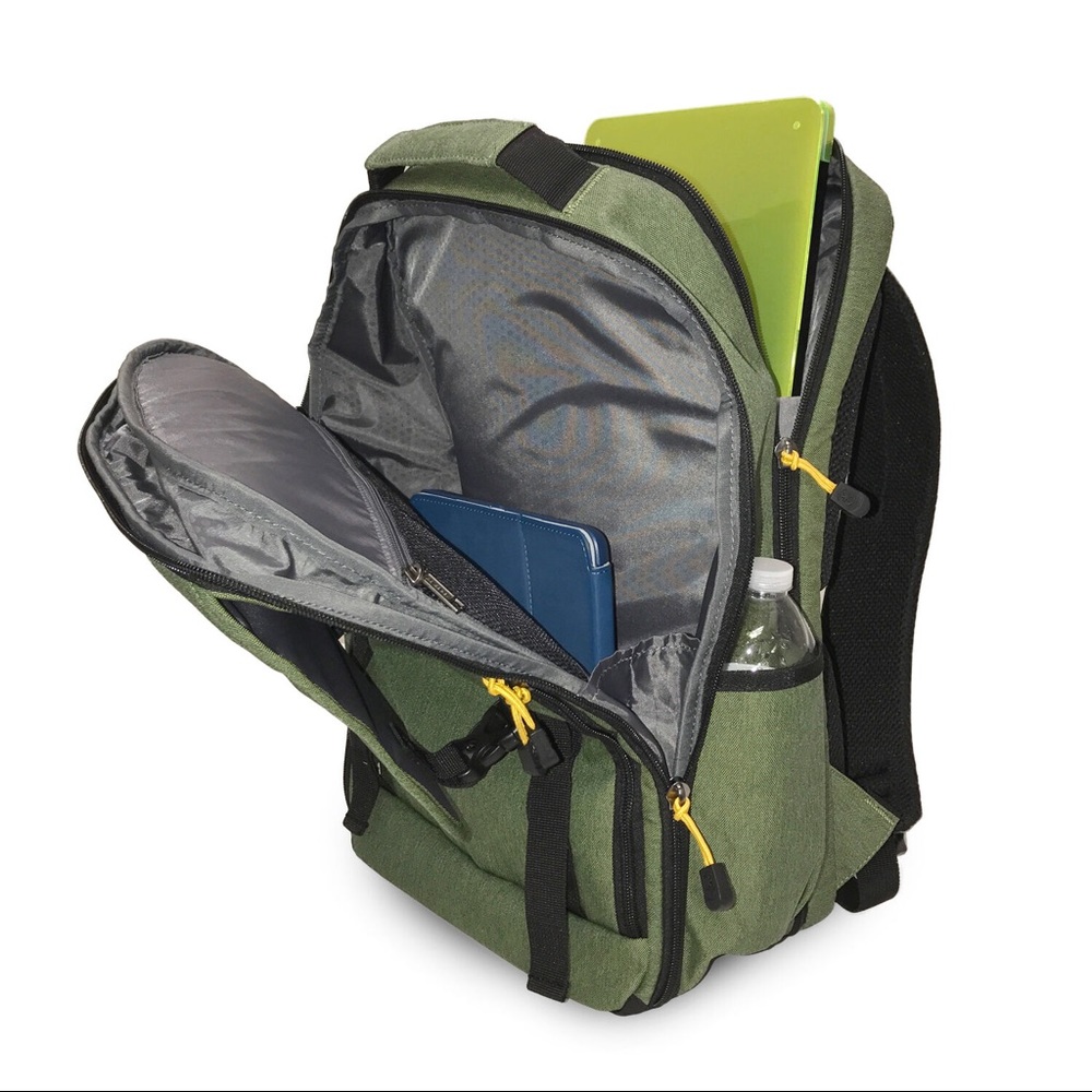 Speck Backpack “The Ruck” - Picture 2 of 2